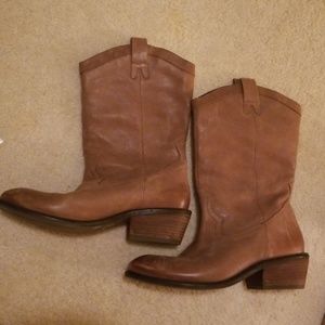 Jessica Simpson cowboy boots